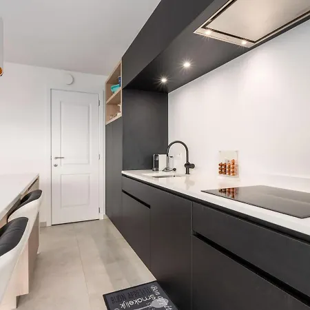 Apartman Stylish Near The Center