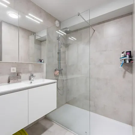 Apartman Stylish Near The Center *