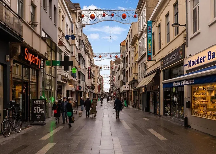 Stylish Near The Center Apartment