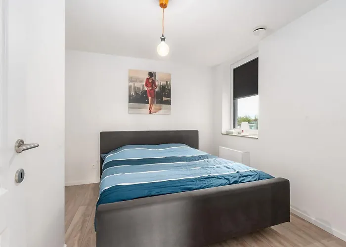 Stylish Near The Center Apartment